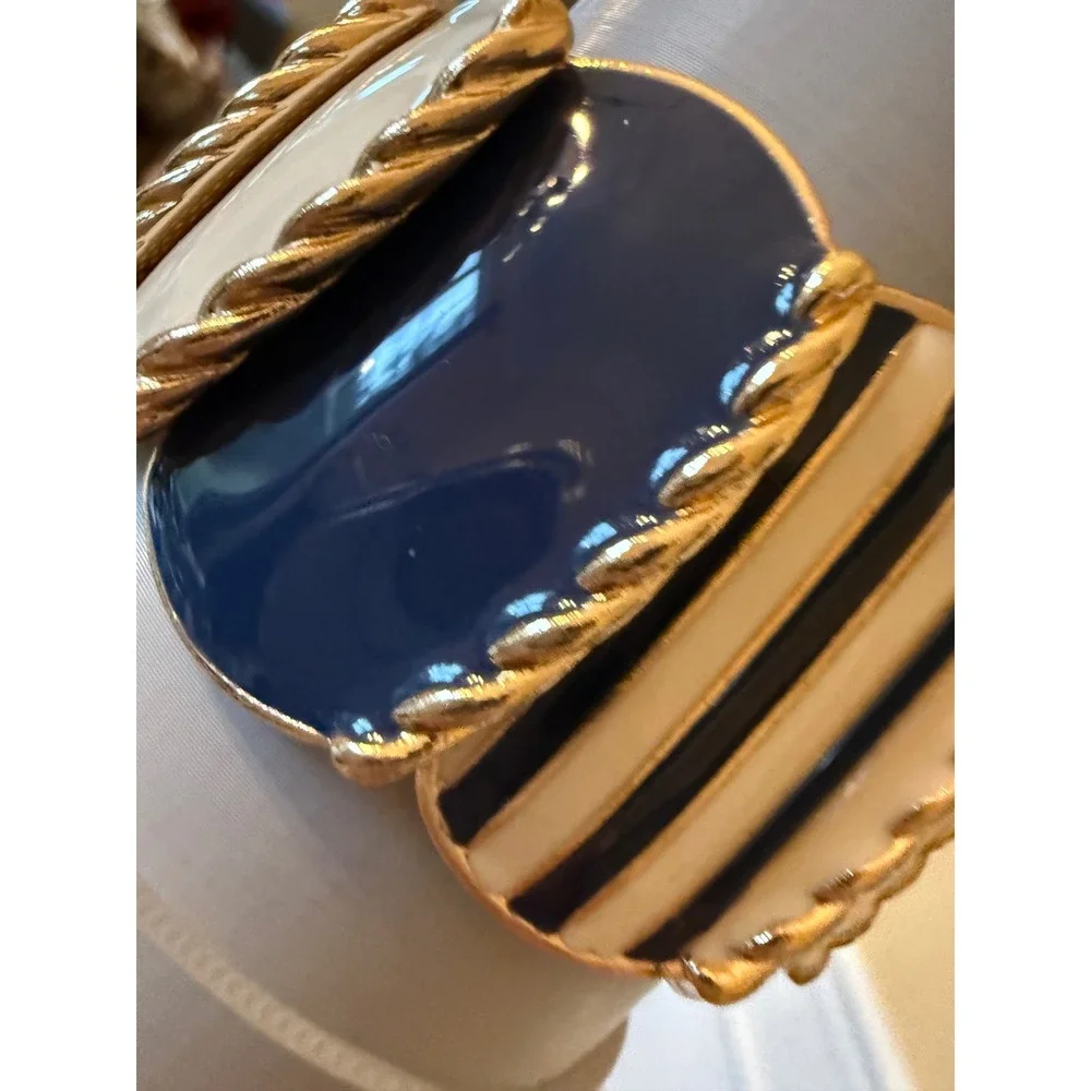 VTG Nautical Navy Blue Cream Enamel Gold Tone Striped Stretch Statement Bracelet